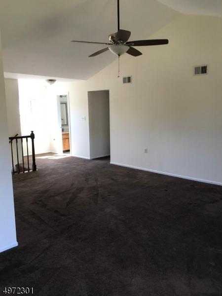 41 Duck Hawk Ct, Hackettstown, NJ 07840 photo 8