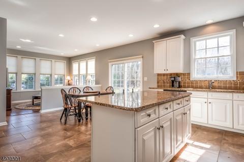 7 Setting Sun Dr, Hackettstown, NJ 07840 photo 12