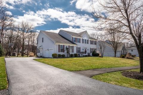 7 Setting Sun Dr, Hackettstown, NJ 07840 photo 2