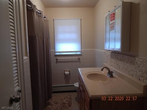 356 Greenbrook Rd, North Plainfield, NJ 07063 photo 10