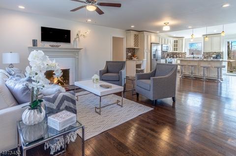 22 Archung Rd, Wayne, NJ 07470 photo 4