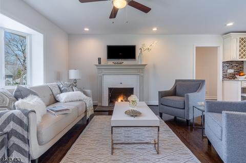 22 Archung Rd, Wayne, NJ 07470 photo 3