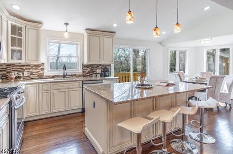 22 Archung Rd, Wayne, NJ 07470 photo 7