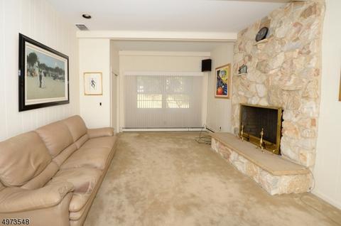 28 Shadow Rd, Upper Saddle River, NJ 07458 photo 9
