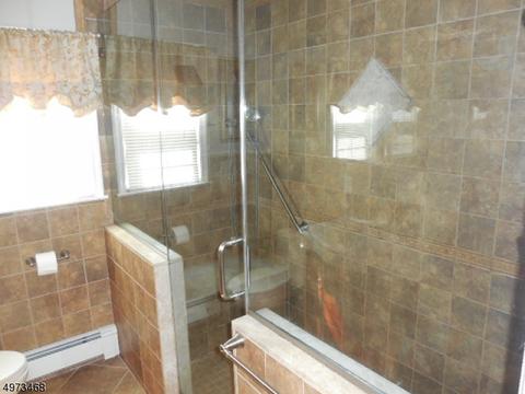 142 Valley Rd, Wayne, NJ 07470 photo 8