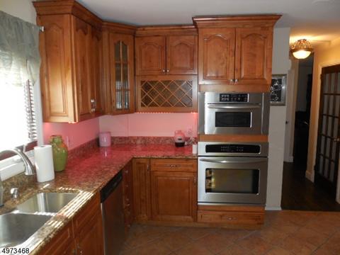 142 Valley Rd, Wayne, NJ 07470 photo 4
