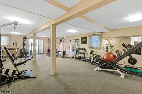 18 Arundel Rd, Wayne, NJ 07470 photo 16