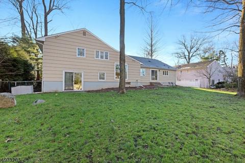 18 Arundel Rd, Wayne, NJ 07470 photo 5
