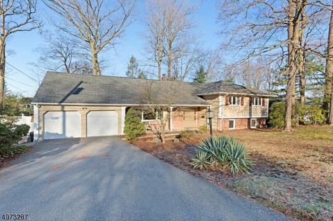 18 Arundel Rd, Wayne, NJ 07470 photo 1