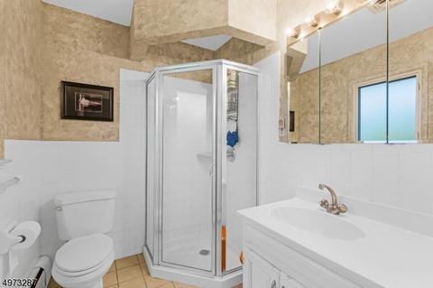 18 Arundel Rd, Wayne, NJ 07470 photo 25
