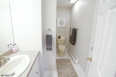 76 Lynn Dr, Byram Township, NJ 07821 photo 8