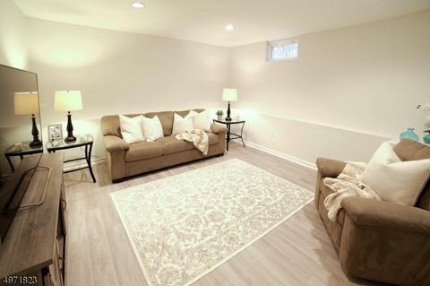 76 Lynn Dr, Byram Township, NJ 07821 photo 16