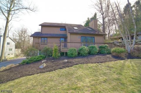 76 Lynn Dr, Byram Township, NJ 07821 photo 1