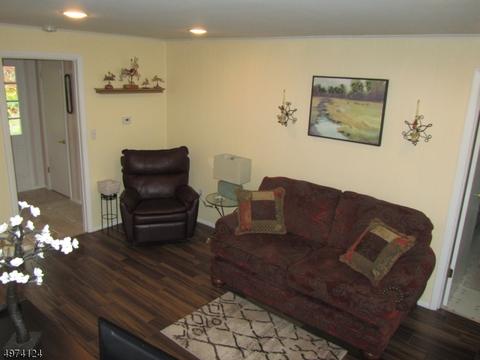26 Whipple Rd, Wayne, NJ 07470 photo 2