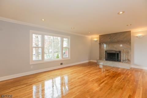 60 Rande Dr, Wayne, NJ 07470 photo 3