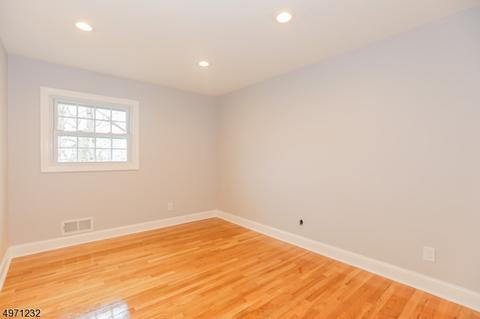 60 Rande Dr, Wayne, NJ 07470 photo 13