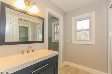 60 Rande Dr, Wayne, NJ 07470 photo 18
