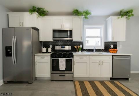 735 W 3rd St, Plainfield, NJ 07060 photo 7