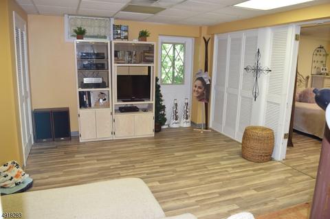 56 Ivy Pl, Wayne, NJ 07470 photo 20