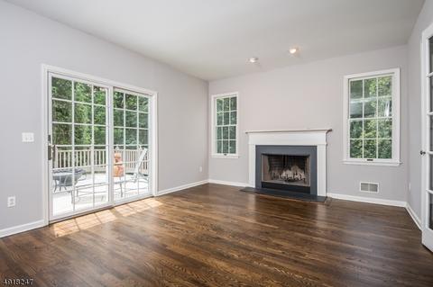 8 Tranquility Pl, Randolph, NJ 07869 photo 4