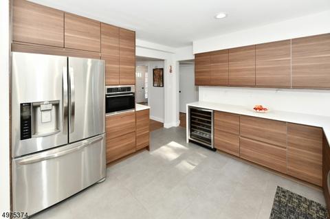 7 Sears Pl, Wayne, NJ 07470 photo 11