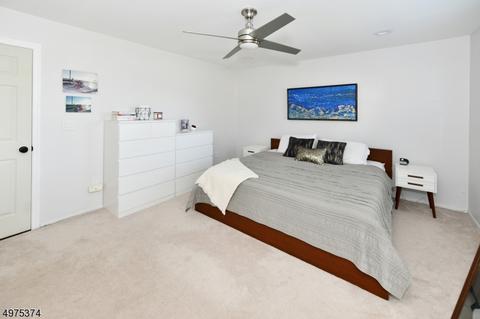 7 Sears Pl, Wayne, NJ 07470 photo 20