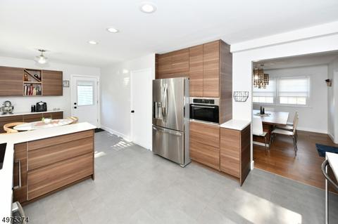 7 Sears Pl, Wayne, NJ 07470 photo 14