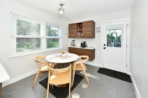 7 Sears Pl, Wayne, NJ 07470 photo 13