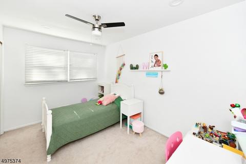 7 Sears Pl, Wayne, NJ 07470 photo 16