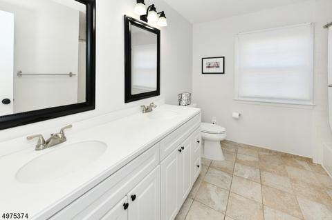 7 Sears Pl, Wayne, NJ 07470 photo 18
