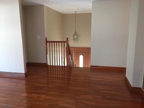 19 Debbie Pl, Dover, NJ 07801 photo 8