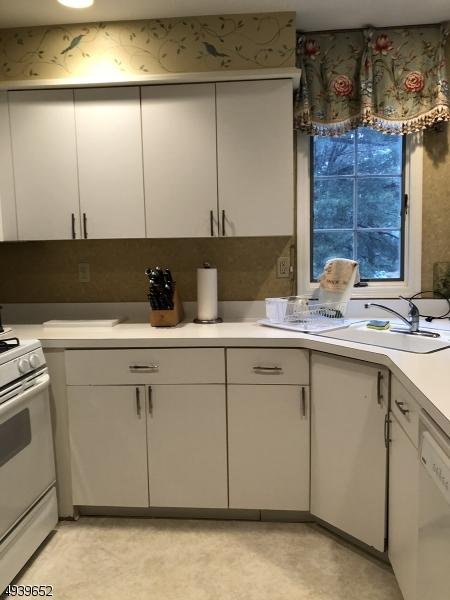 50 Easedale Rd, Wayne, NJ 07470 photo 5