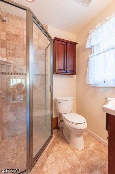 69 Leonard Ter, Wayne, NJ 07470 photo 5
