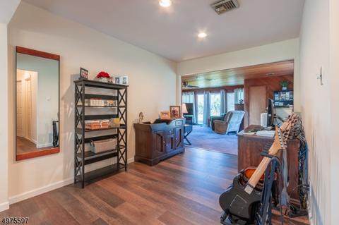 69 Leonard Ter, Wayne, NJ 07470 photo 9