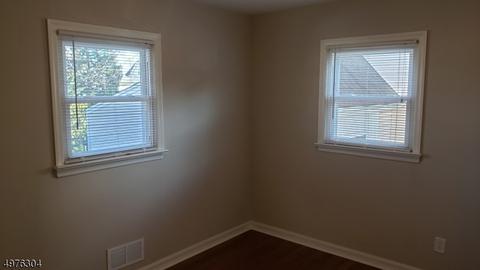 80 Mt Cedar Ave, Wallington, NJ 07057 photo 9