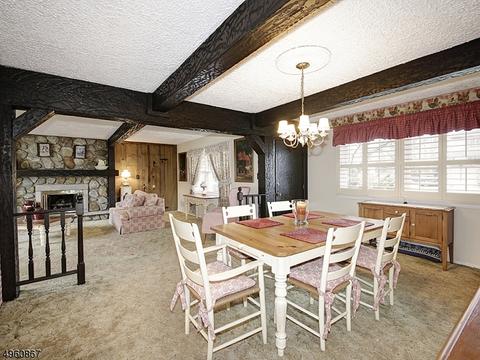 171 Lawrence Dr, Paramus, NJ 07652 photo 3
