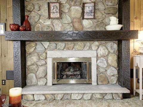 171 Lawrence Dr, Paramus, NJ 07652 photo 7