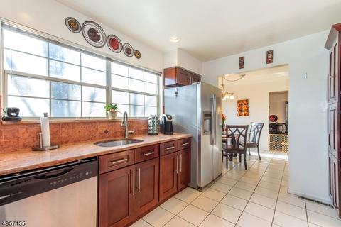 2 Caribou Cir, Wayne, NJ 07470 photo 9