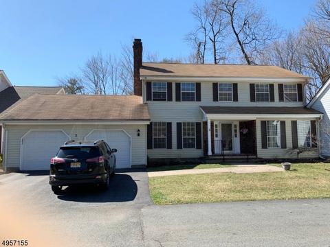 2 Caribou Cir, Wayne, NJ 07470 photo 1