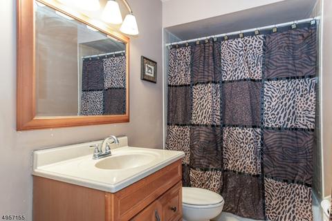 2 Caribou Cir, Wayne, NJ 07470 photo 16