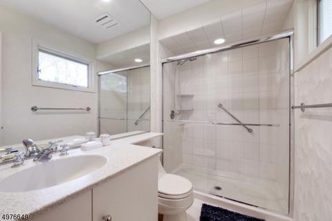 67 Joyce Ln, Wayne, NJ 07470 photo 20