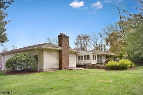 67 Joyce Ln, Wayne, NJ 07470 photo 4
