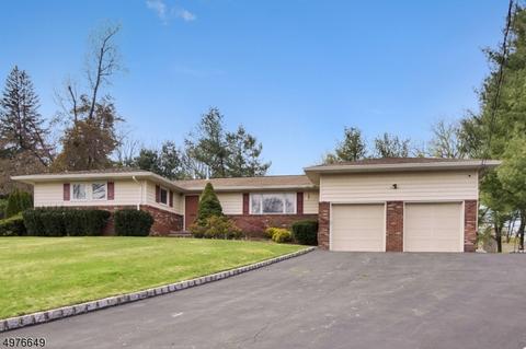 67 Joyce Ln, Wayne, NJ 07470 photo 2