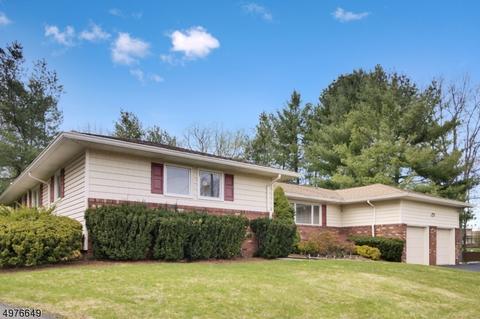67 Joyce Ln, Wayne, NJ 07470 photo 1