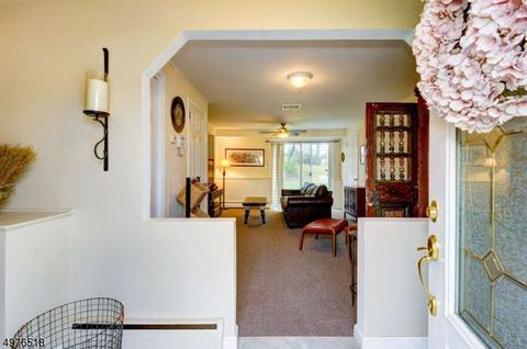 24 Emerson Pl, Wayne, NJ 07470 photo 3