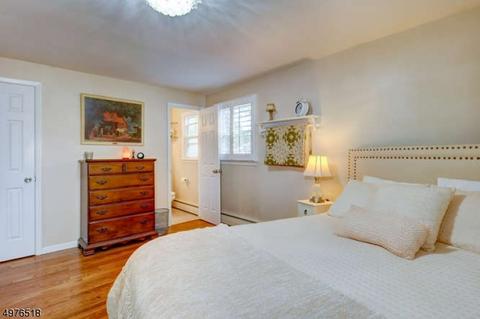 24 Emerson Pl, Wayne, NJ 07470 photo 17