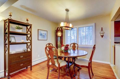 24 Emerson Pl, Wayne, NJ 07470 photo 10