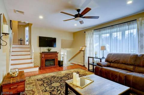 24 Emerson Pl, Wayne, NJ 07470 photo 8