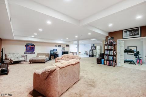 145 Chopin Dr, Wayne, NJ 07470 photo 21