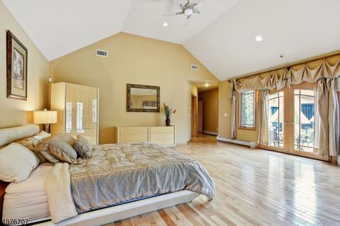 145 Chopin Dr, Wayne, NJ 07470 photo 12